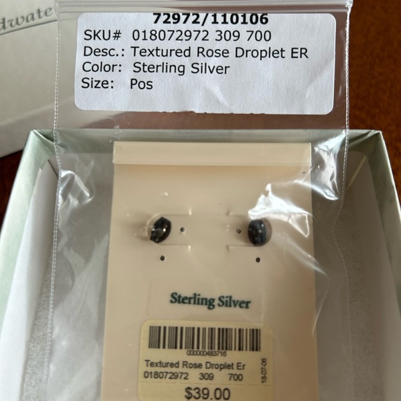NIB earrings Sterling Silver free with over $20 purchase! - Picture 4 of 4